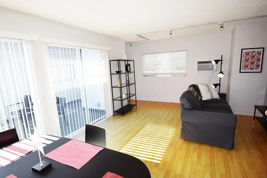 Hollywood Business Apartments-1