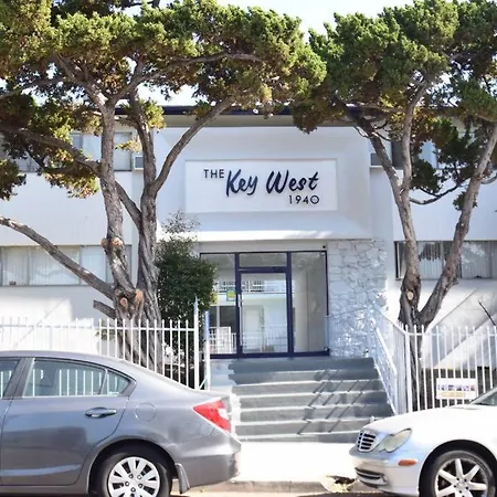 Hollywood Business Apartments-2