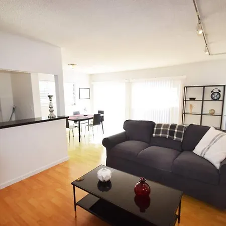 Hollywood Business Apartments-2